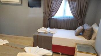 Rhythm Hotel 5*