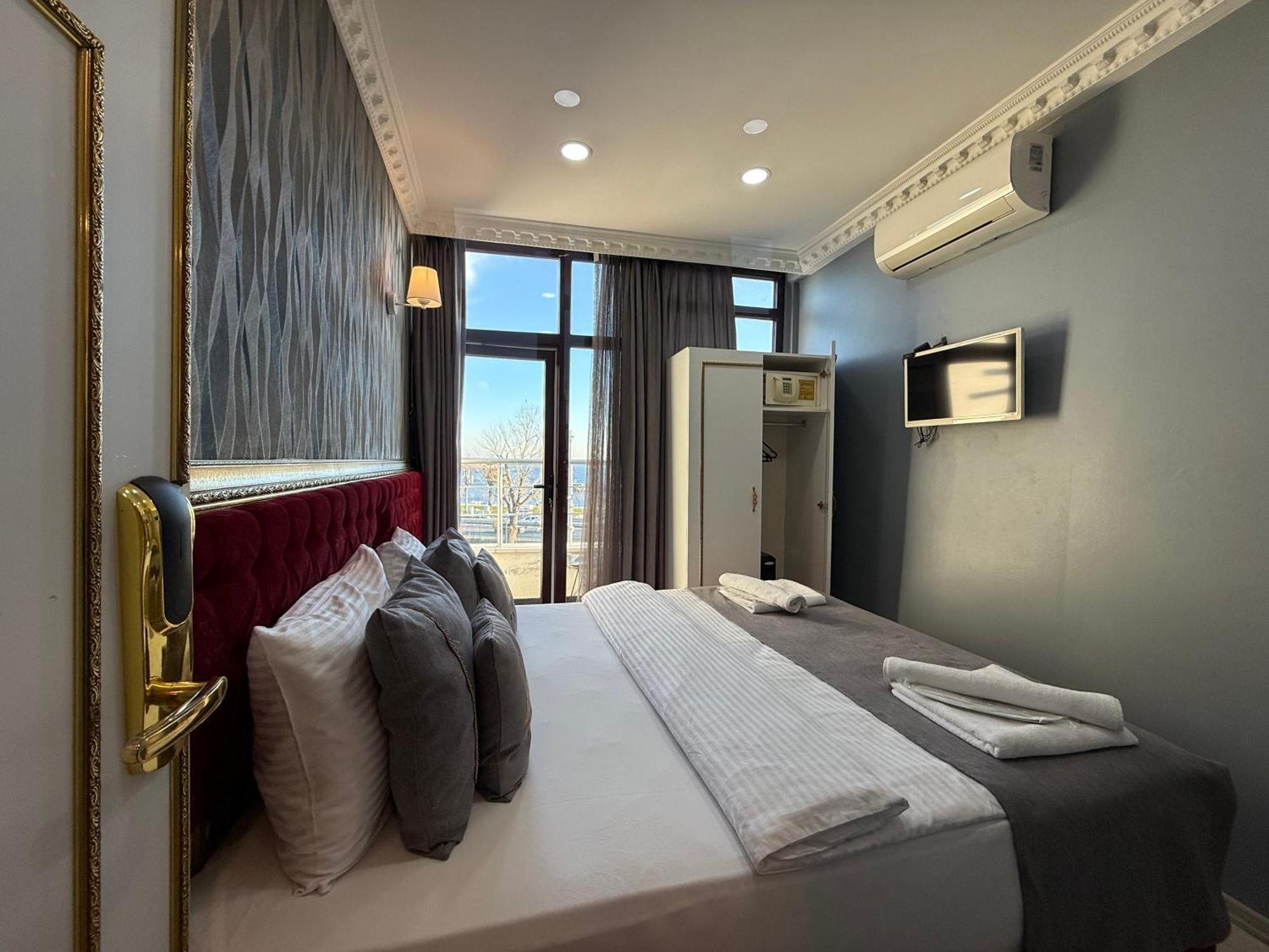Hotel Rhythm