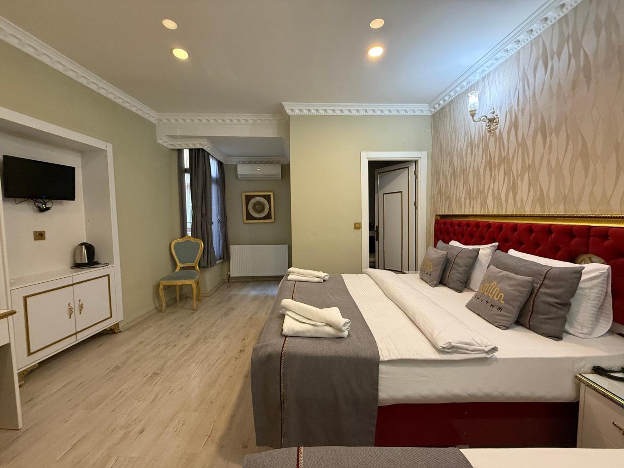 Hotel Rhythm
